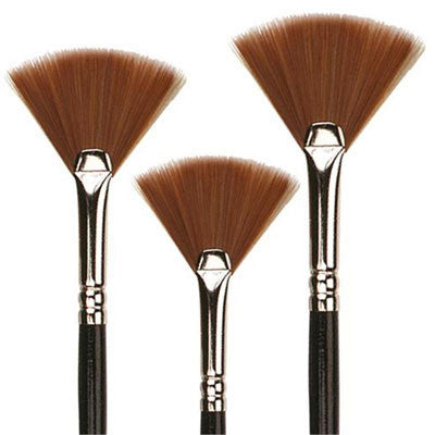 Synthetic bristles of this brush create a softer more responsive stroke