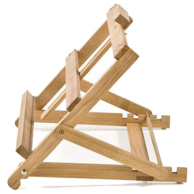 Solid, oiled beech wood easel holds canvases up to 47cm high and 55cm wide. 
